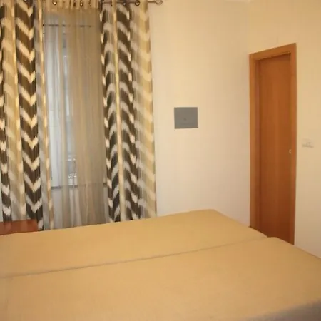 בית הארחה Estrela De Arganil - Luis Simoes & Conceicao, Lda ליסבון