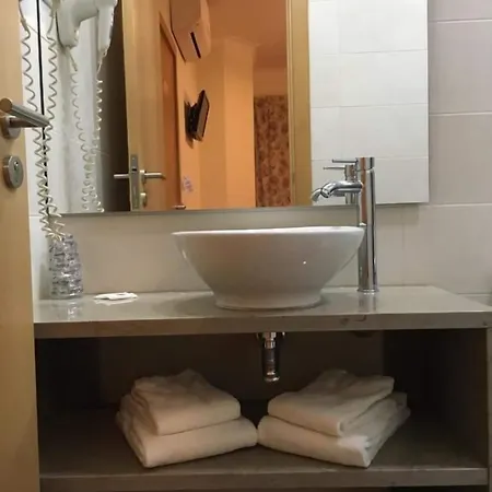 Estrela De Arganil - Luis Simoes & Conceicao, Lda 게스트하우스 리스본