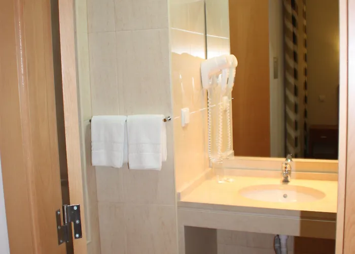 Gasthuis Estrela De Arganil - Luis Simoes & Conceicao, Lda Lissabon