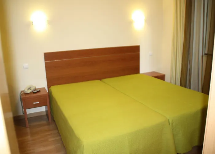 Gasthuis Estrela De Arganil - Luis Simoes & Conceicao, Lda Lissabon